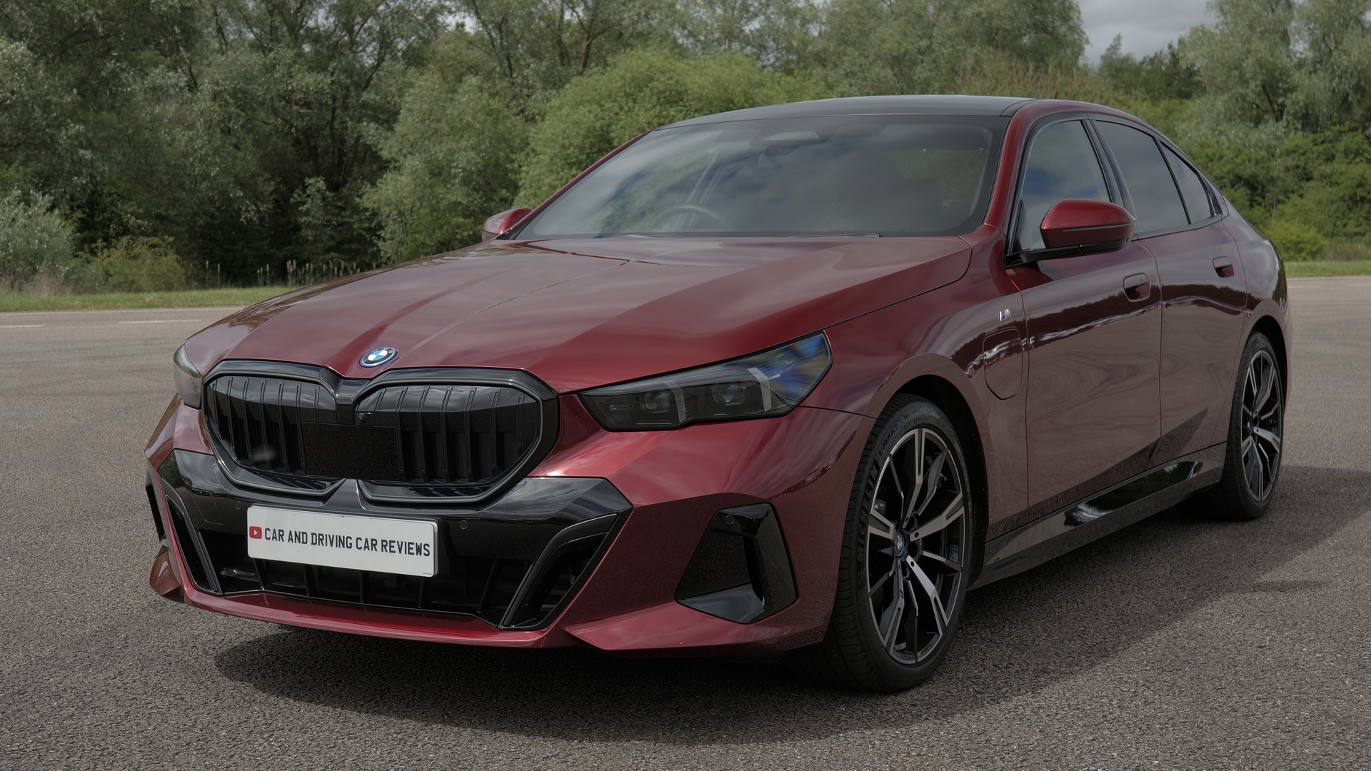 BMW 5 SERIES SALOON 520i M Sport 4dr Auto